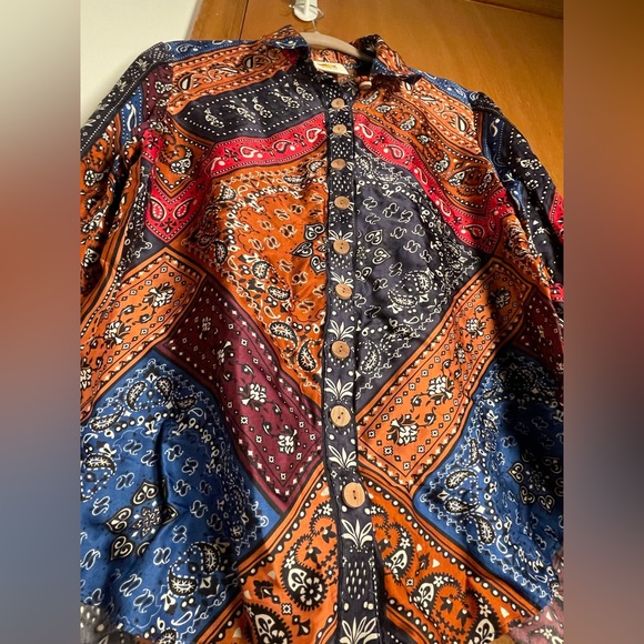 FARM Rio Multicolor Paisley Blouse - Picture 13 of 16
